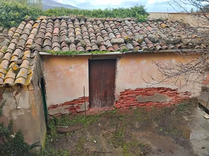 Casa bilocale in vendita in Via Stradale, Pettineo