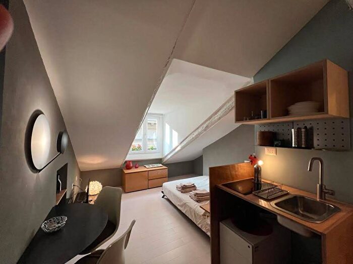 Appartamento monolocale in affitto in Via Andrea Provana, Via della Rocca, Torino