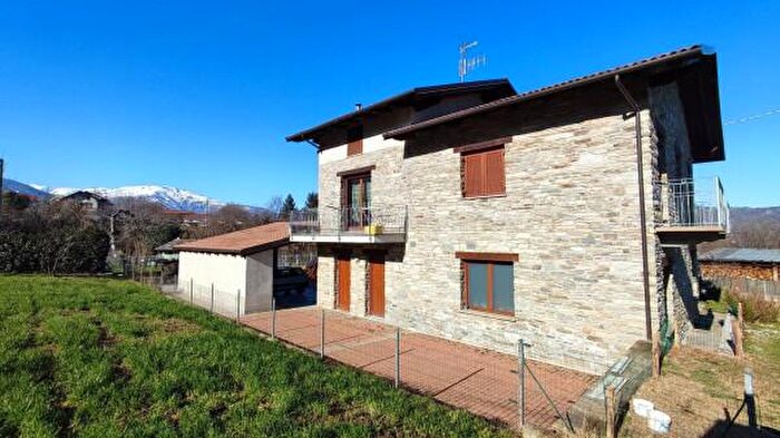 Case in Vendita e in Affitto - 3