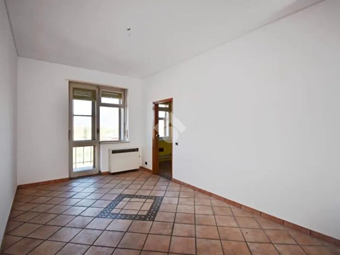 Appartamento trilocale in vendita in Via Pratisecchi, Ivrea