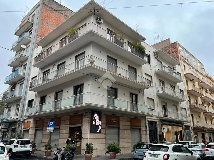 Appartamento monolocale in affitto in Via Milano, Catania