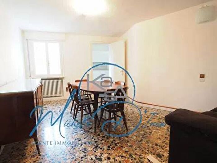 Appartamento con 6 locali in affitto in Via San Leonardo, Piazza del Grano Burchiellati, Treviso