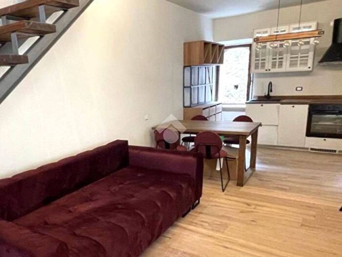 Appartamento bilocale in affitto in Via castello, Centro, Padenghe sul Garda