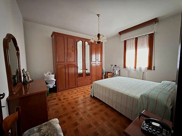 Appartamento con 5 locali in vendita in Rno Cesare Battist, Vinci