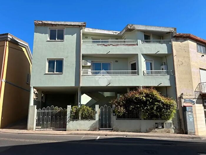 Appartamento trilocale in vendita in Via Cagliari, Capoterra