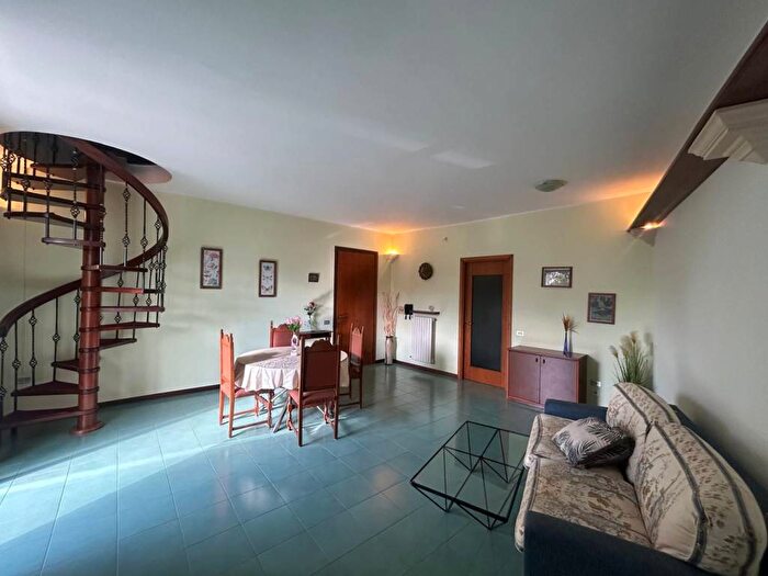 Appartamento quadrilocale in affitto in Via Torre Mozza, Rudiae Casermette, Lecce