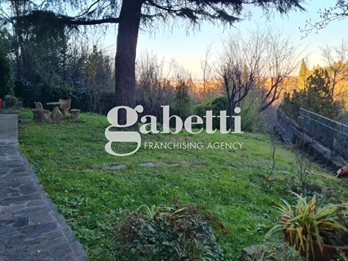 Appartamento quadrilocale in vendita in Via Paolo Dore, Bologna