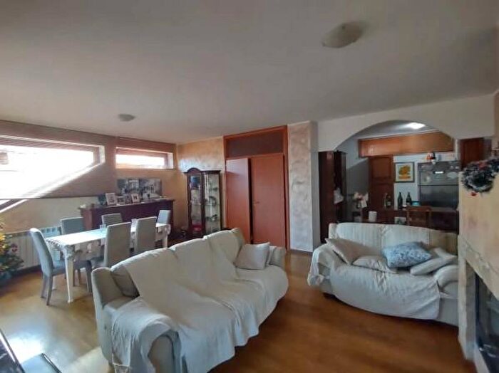 Casa con 5 locali in vendita in Via Ragusa, Montalto Uffugo