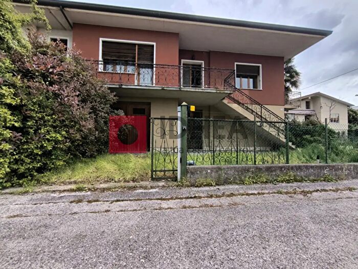 Casa trilocale in vendita in Silea