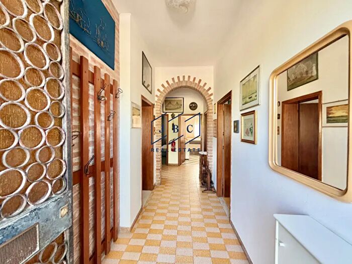 Casa quadrilocale in vendita in Via Vincenzo Monti, Jesolo