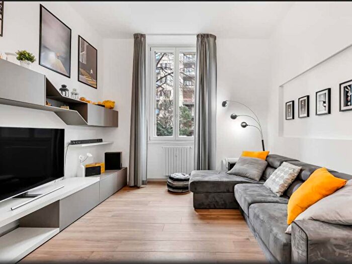 Appartamento bilocale in affitto in Viale Beatrice dEste, Quadronno Crocetta, Milano