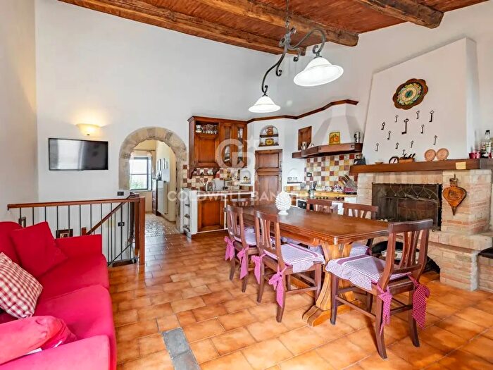 Casa trilocale in vendita in Via Vicolo Storto, Tarquinia