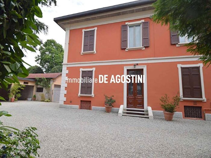 Appartamento bilocale in affitto in via XX Settembre, Centro, Arona