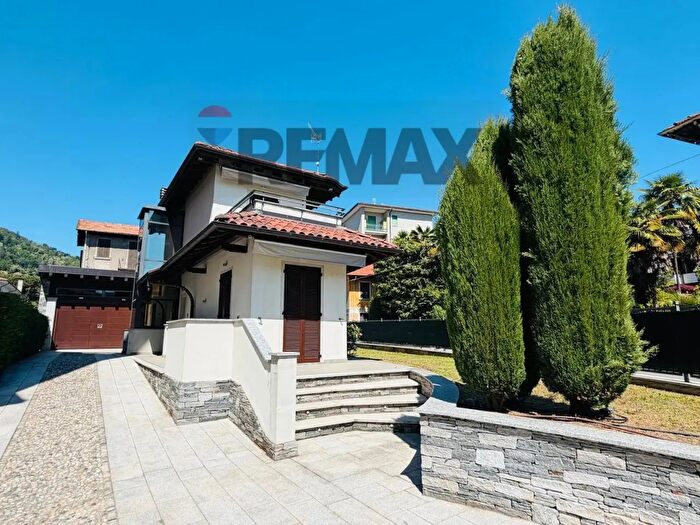 Casa trilocale in vendita in Via Crocetta, Verbania