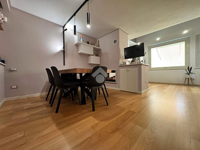 Casa trilocale in vendita in Via Ponte Fabbro, Cologne