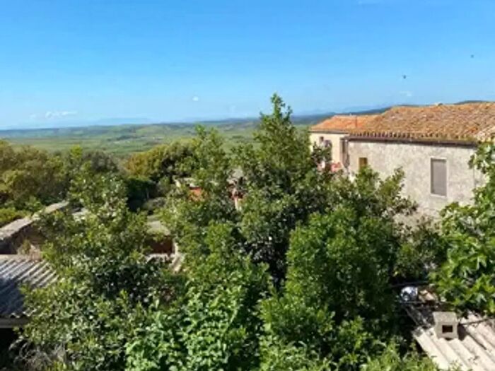 Casa con 5 locali in vendita in Nurri