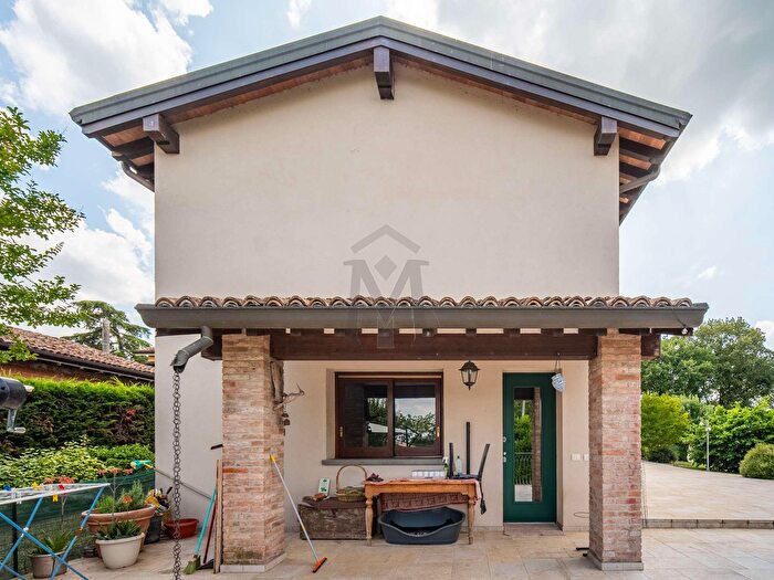 Casa con 6 locali in vendita in Ca Signori, Scandiano