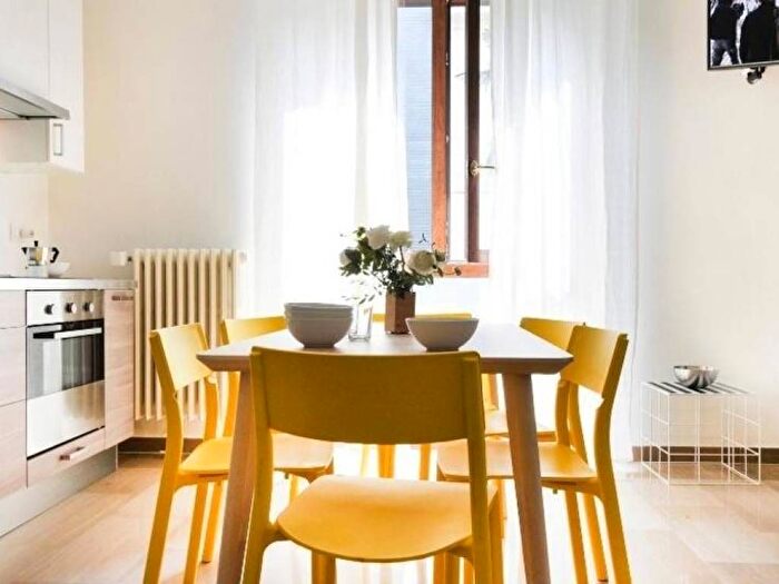 Appartamento trilocale in affitto in Via Alberto Mari, Amendola Buonarroti, Milano