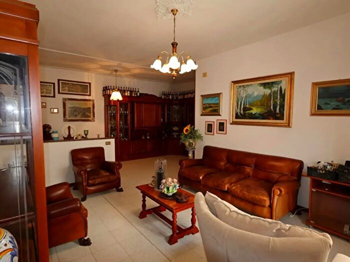 Appartamento quadrilocale in vendita in Poggibonsi