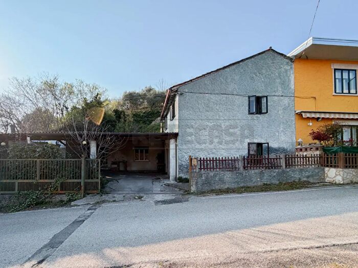 Casa con 10 locali in vendita in Via Lupia, Val Liona