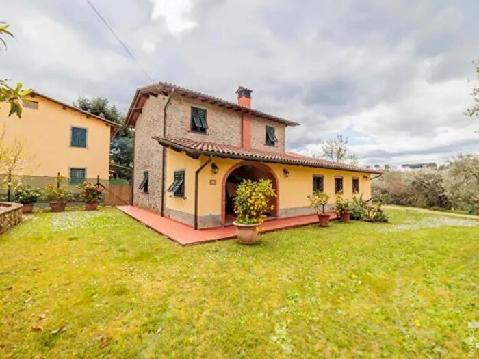 Casa con 5 locali in vendita in Via di Tofori, Capannori