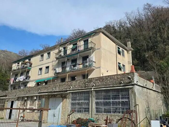 Appartamento trilocale in vendita in Via alla Chiesa di San Giorgio di Bavari, Genova