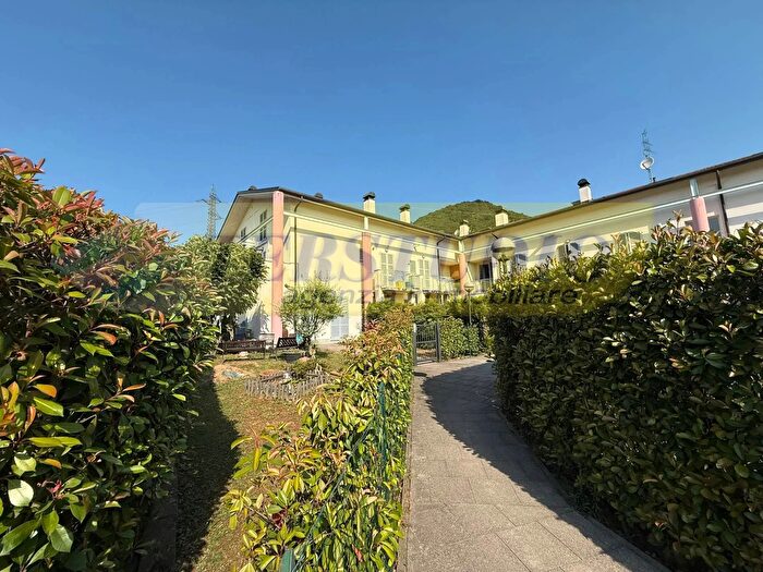 Appartamento bilocale in vendita in Via Prada, Brivio