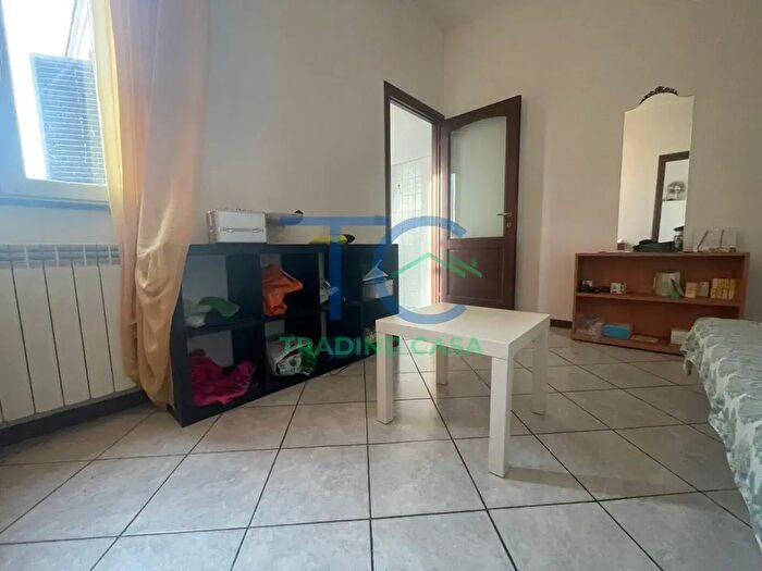 Appartamento bilocale in vendita in Vicolo Moroni, Piacenza