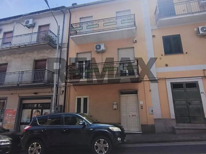 Casa con 9 locali in vendita in Vittorio Emanuele, Roggiano Gravina