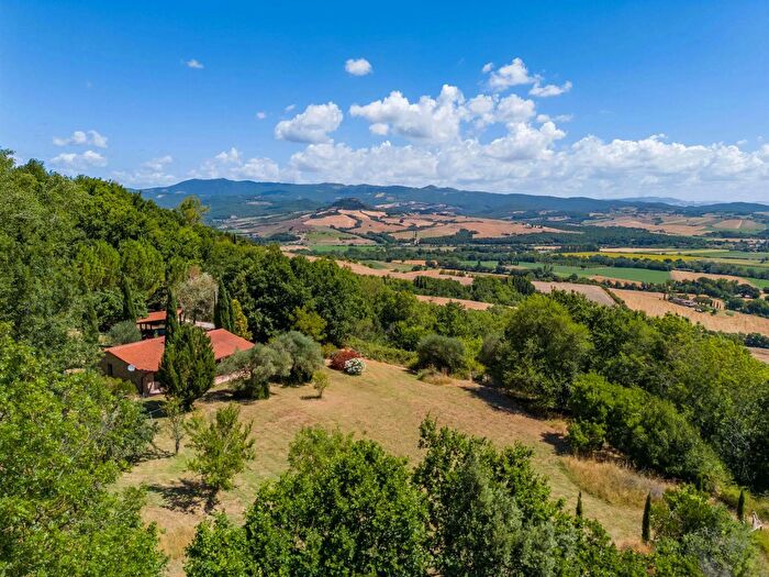 Casa con 5 locali in vendita in Montescudaio