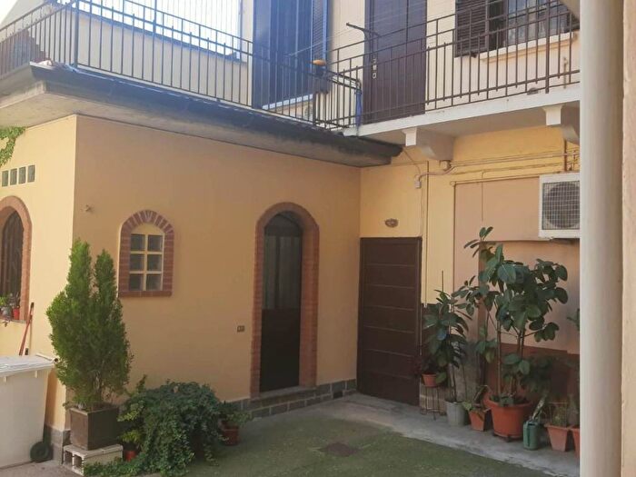 Appartamento bilocale in affitto in Via Eligio Brigatti, Baggio, Milano