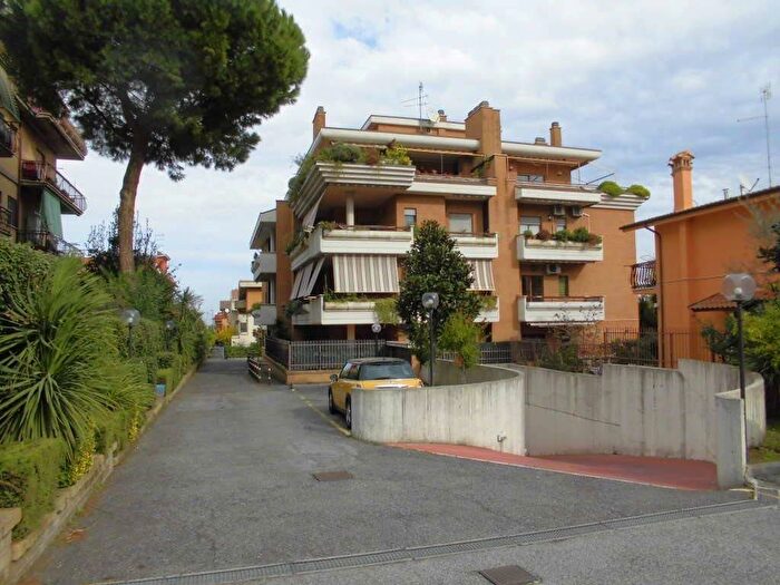 Appartamento bilocale in affitto in VIA TUSCOLANA, Tor Vergata, Roma
