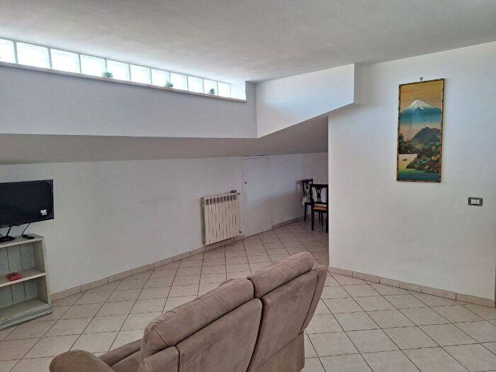 Appartamento bilocale in affitto in Via Motta SantAnastasia, Borghesiana, Roma