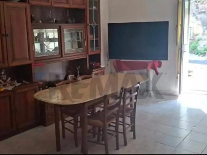 Appartamento trilocale in vendita in Via Vincenzo Monti, Lentini