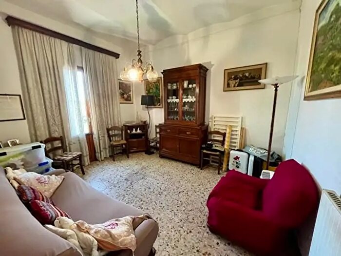 Casa con 5 locali in vendita in Fiorentina, Pisa