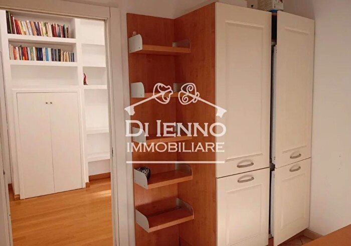 Appartamento trilocale in affitto in Roma