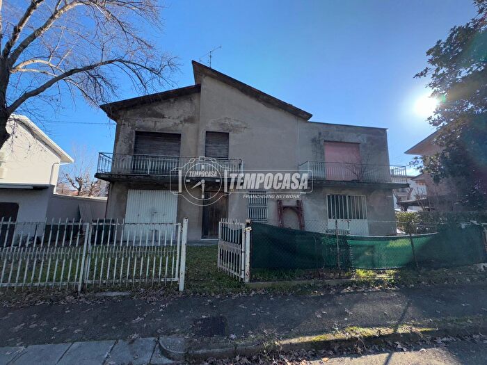 Casa con 5 locali in vendita in Via Marzabotto, San Martino In Rio