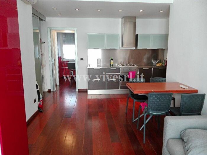 Appartamento bilocale in affitto in via Lesmi, Corso Genova, Milano