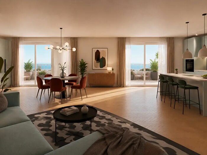 Appartamento quadrilocale in vendita in Via Giosuè Carducci, Riccione