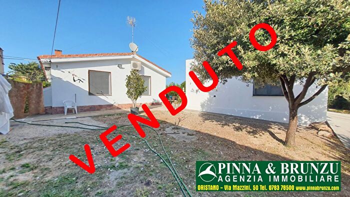 Casa in vendita in Nurachi Nurachi, Nurachi