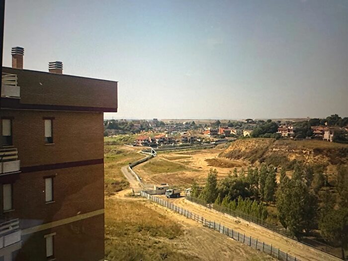 Appartamento trilocale in vendita in Via Monte Stallonara, Roma