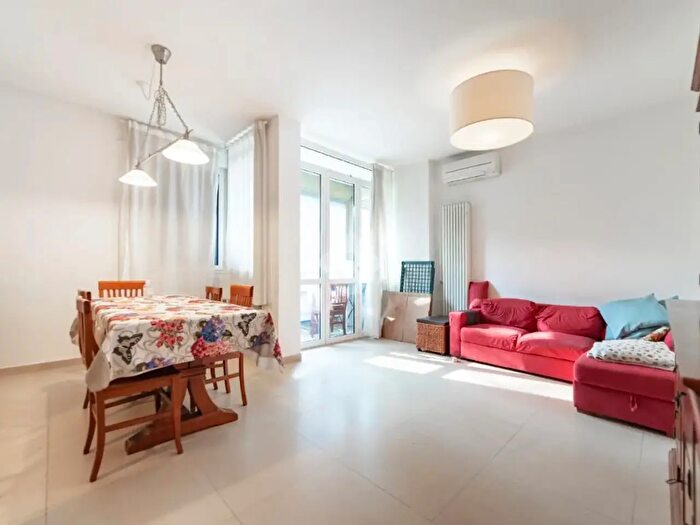 Appartamento quadrilocale in vendita in Via Aurora, Paderno Dugnano