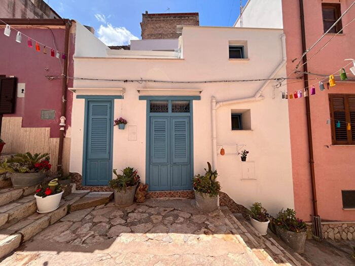 Casa con 5 locali in vendita in Lungaro, Castellammare Del Golfo