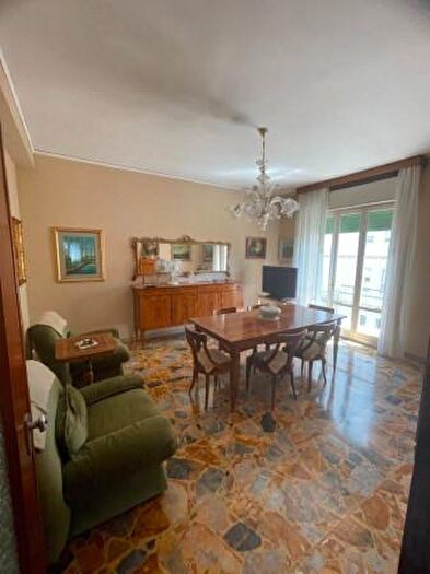 Appartamento quadrilocale in vendita in Reggio Emilia