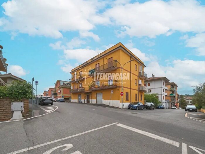 Appartamento trilocale in vendita in Via GMatteotti, Campagnano Di Roma