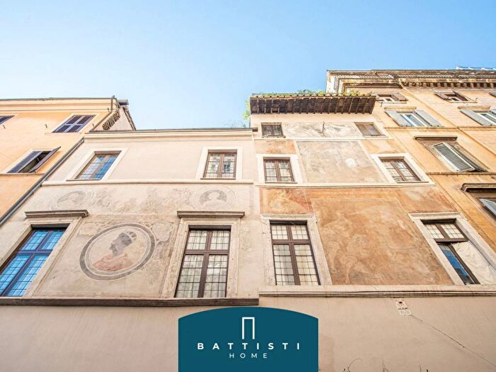 Casa trilocale in affitto in Via del Pellegrino, Campo de Fiori, Roma