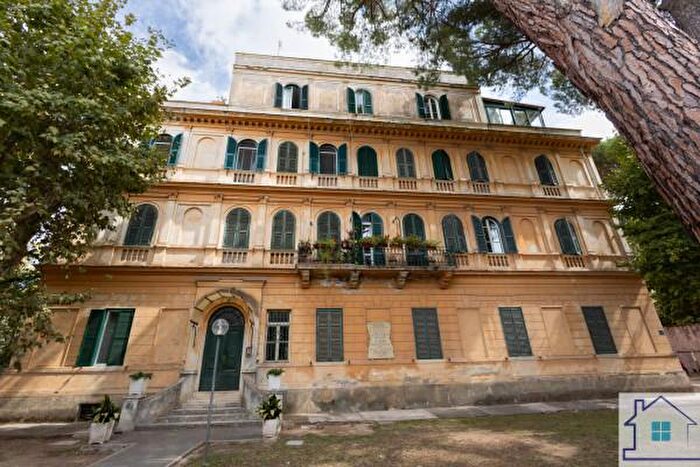 Appartamento con 5 locali in affitto in Via Candido Galli, Frascati