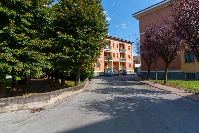 Appartamento quadrilocale in vendita in Via Piramide, Narzole