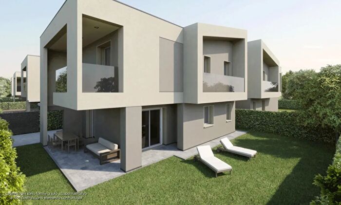 Casa con 5 locali in vendita in Via T Noce Castel Maggiore, Castel Maggiore