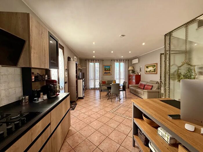 Casa quadrilocale in vendita in Via Deserto, Este